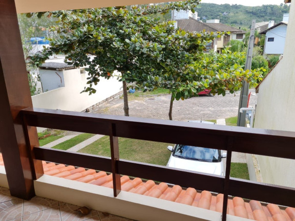 Imagem Imóvel com 4 Quartos à Venda, 166 m² em Centro - Garopaba Imagem Imóvel com 4 Quartos à Venda, 166 m² em Centro - Garopaba