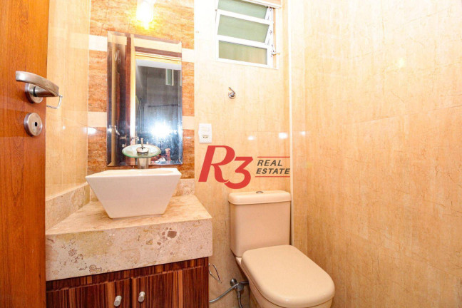 Imagem Sobrado com 4 Quartos à Venda, 342 m² em Embaré - Santos