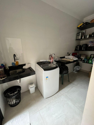 Imagem Casa com 3 Quartos à Venda, 192 m²