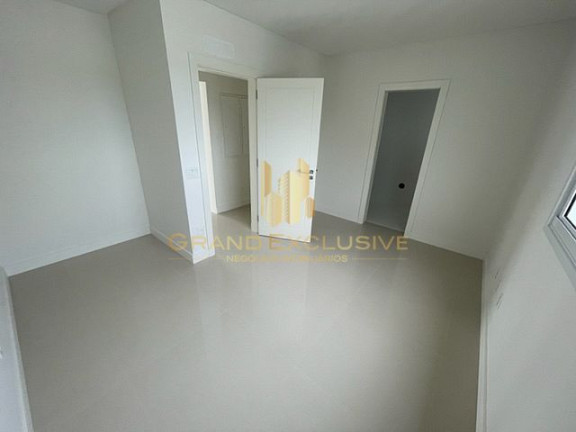 Imagem Apartamento com 4 Quartos à Venda, 240 m² em Centro - Balneário Camboriú Imagem Apartamento com 4 Quartos à Venda, 240 m² em Centro - Balneário Camboriú