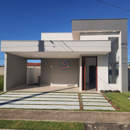 Imagem Casa com 3 Quartos para Alugar ou Temporada, 120 m² em Cajupiranga - Parnamirim