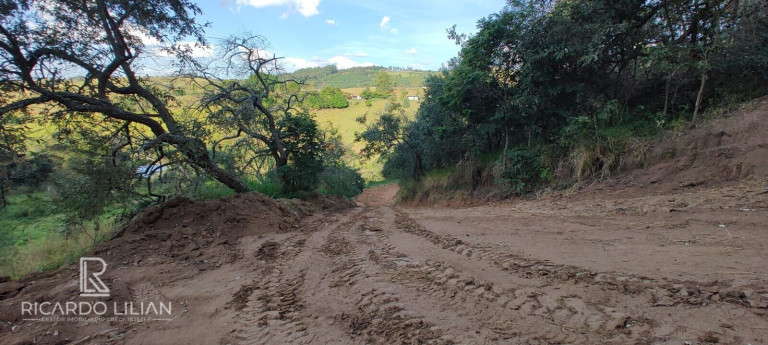 Imagem Terreno à Venda, 8.323 m² em Laranjal - Atibaia Imagem Terreno à Venda, 8.323 m² em Laranjal - Atibaia