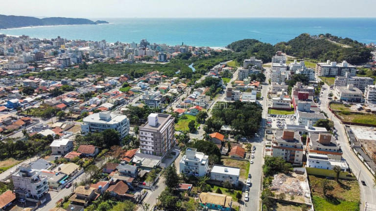 Apartamento com 2 Quartos à Venda, 90 m² em Bombas - Bombinhas