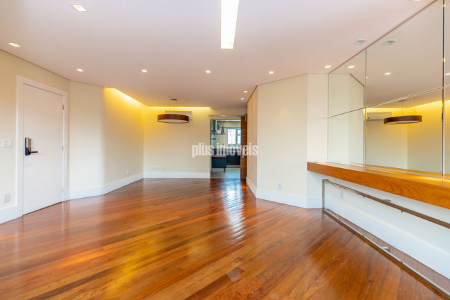 Imagem Apartamento com 2 Quartos à Venda, 142 m² em Campo Belo - São Paulo