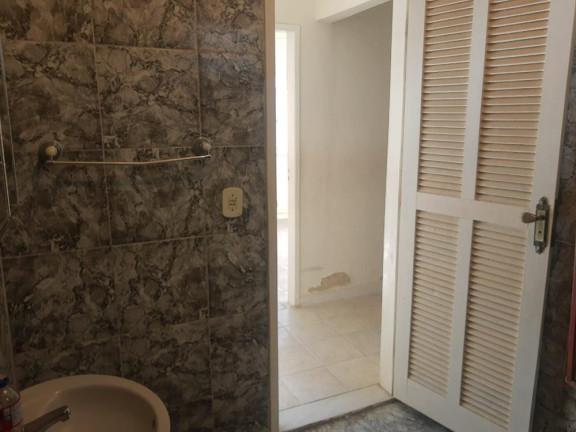 Imagem Casa com 4 Quartos à Venda, em Campo Grande - Rio De Janeiro Imagem Casa com 4 Quartos à Venda, em Campo Grande - Rio De Janeiro