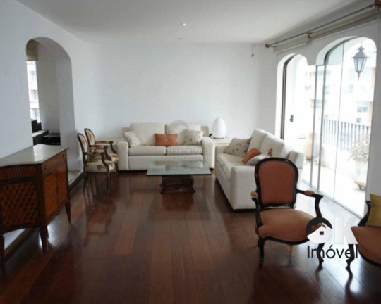 Apartamento com 3 Quartos à Venda, 210 m² em Jardim Paulista - São Paulo