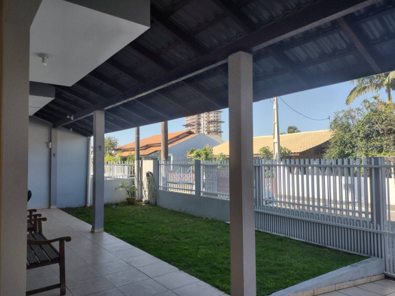 Imagem Casa com 6 Quartos à Venda, 180 m² em Penha
