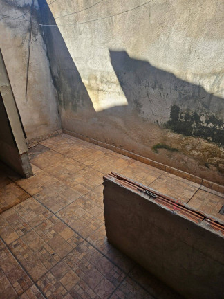 Imagem Casa com 2 Quartos para Alugar, em Arapongas Imagem Casa com 2 Quartos para Alugar, em Arapongas
