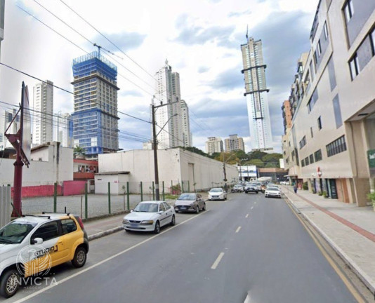 Imagem Sala Comercial para Alugar, 1.000 m² em Nações - Balneário Camboriú Imagem Sala Comercial para Alugar, 1.000 m² em Nações - Balneário Camboriú