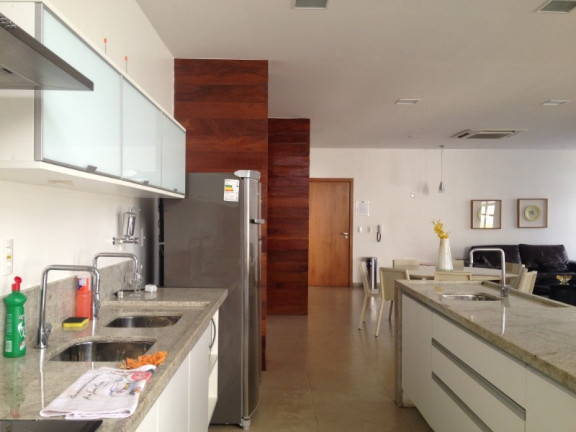 Imagem Imóvel com 4 Quartos à Venda, 159 m² em Itaigara - Salvador Imagem Imóvel com 4 Quartos à Venda, 159 m² em Itaigara - Salvador