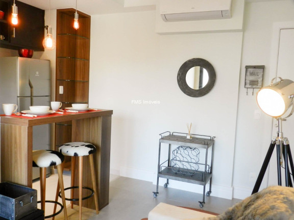 Imagem Imóvel com 1 Quarto para Alugar, 40 m² em Pinheiros - São Paulo Imagem Imóvel com 1 Quarto para Alugar, 40 m² em Pinheiros - São Paulo