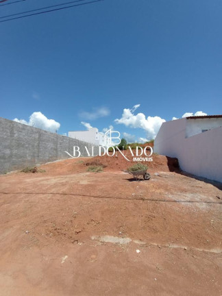 Imagem Casa com 2 Quartos à Venda, 500 m² em Centro - Extrema Imagem Casa com 2 Quartos à Venda, 500 m² em Centro - Extrema