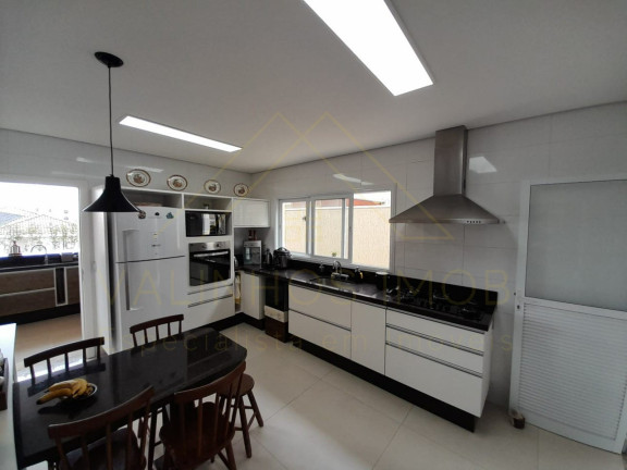 Imagem Casa com 5 Quartos à Venda, 350 m² em Condomínio Zurich Dorf - Valinhos - Valinhos