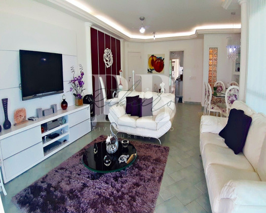 Imagem Imóvel com 3 Quartos para Temporada, 176 m² em Riviera - Bertioga Imagem Imóvel com 3 Quartos para Temporada, 176 m² em Riviera - Bertioga