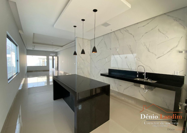 Imagem Casa com 3 Quartos à Venda, 185 m² em Todos Os Santos - Montes Claros