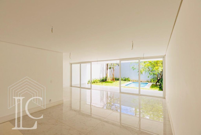Imagem Casa com 4 Quartos à Venda, 770 m² em Chácara Santo Antônio (zona Sul) - São Paulo Imagem Casa com 4 Quartos à Venda, 770 m² em Chácara Santo Antônio (zona Sul) - São Paulo