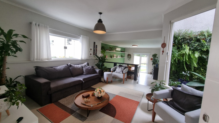 Casa com 4 Quartos à Venda, 220 m² em Jardim Maristela - Atibaia