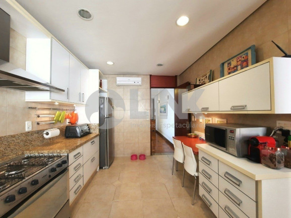 Imagem Casa com 3 Quartos à Venda, 160 m² em Jardim Botânico - Porto Alegre