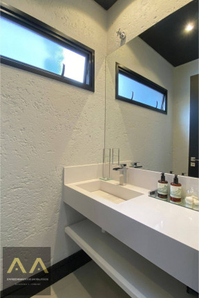 Imagem Casa com 4 Quartos à Venda, 294 m² em Tamboré - Santana De Parnaíba Imagem Casa com 4 Quartos à Venda, 294 m² em Tamboré - Santana De Parnaíba