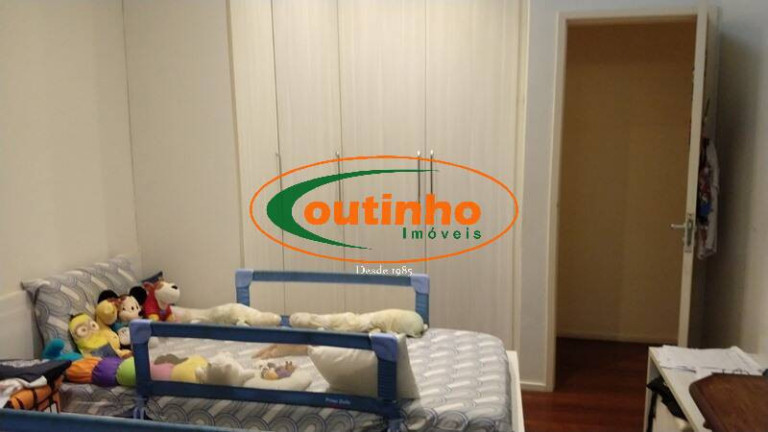Imagem Apartamento com 4 Quartos à Venda, 160 m² em Tijuca - Rio De Janeiro Imagem Apartamento com 4 Quartos à Venda, 160 m² em Tijuca - Rio De Janeiro