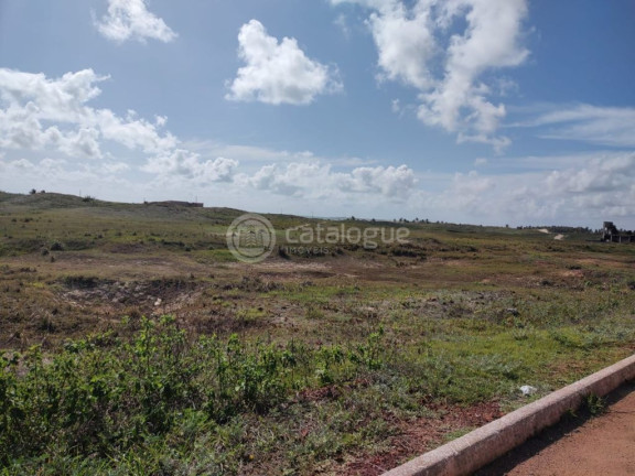 Terreno à Venda, 1.770 m² em Prraia De Zumbi - Rio Do Fogo