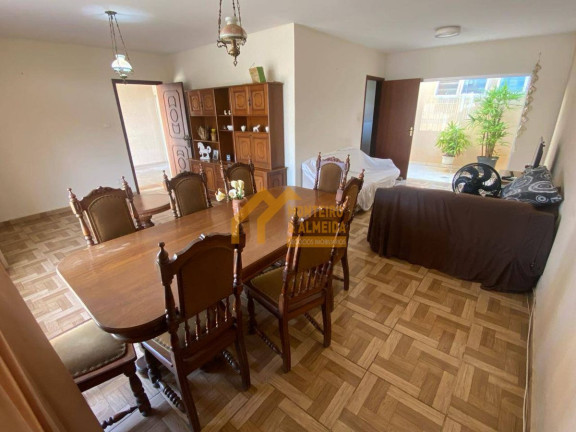 Imagem Casa com 3 Quartos à Venda, 250 m² em Vila Barth - Itapetininga Imagem Casa com 3 Quartos à Venda, 250 m² em Vila Barth - Itapetininga