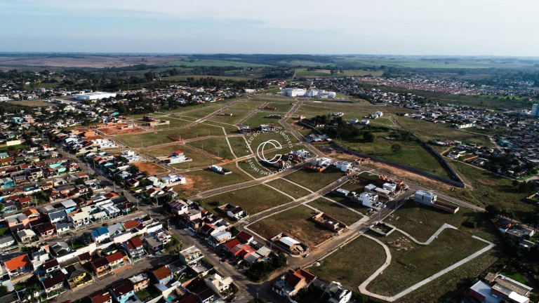 Terreno à Venda, 330 m² em Pinheiro Machado - Santa Maria