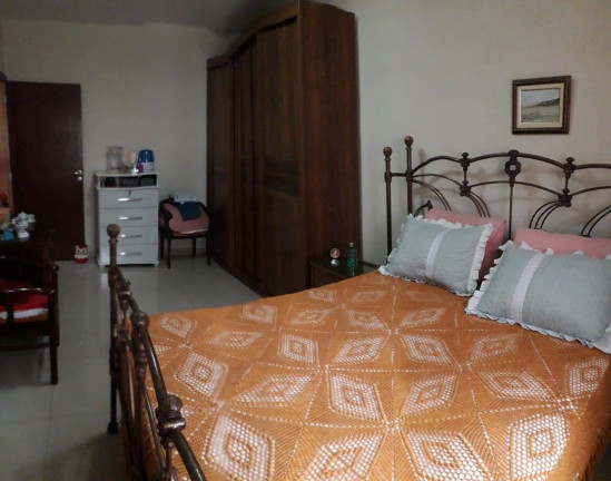 Imagem Casa com 3 Quartos à Venda, em Taboão - Diadema Imagem Casa com 3 Quartos à Venda, em Taboão - Diadema