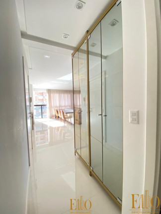 Imagem Apartamento com 3 Quartos à Venda, 182 m² em Centro - Balneário Camboriú Imagem Apartamento com 3 Quartos à Venda, 182 m² em Centro - Balneário Camboriú