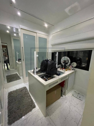 Imagem Apartamento com 4 Quartos à Venda, 155 m² em Barra Da Tijuca - Rio De Janeiro Imagem Apartamento com 4 Quartos à Venda, 155 m² em Barra Da Tijuca - Rio De Janeiro