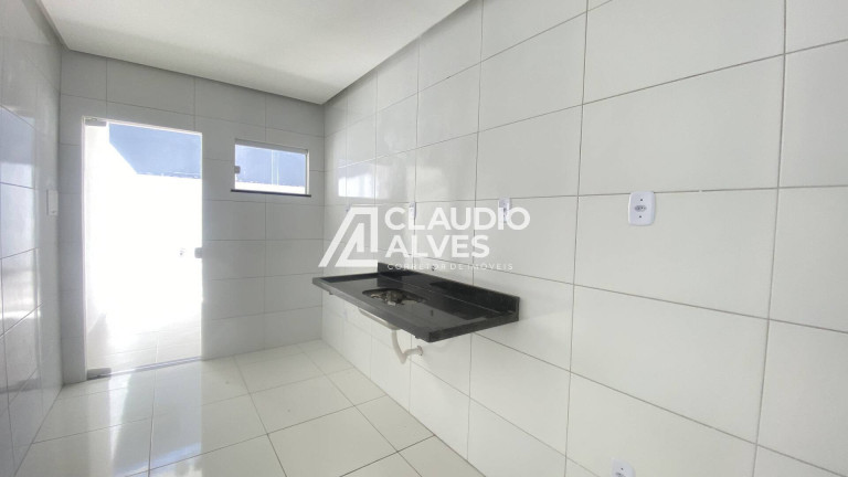 Imagem Casa com 2 Quartos à Venda, 80 m² em Mangabeira - Feira De Santana