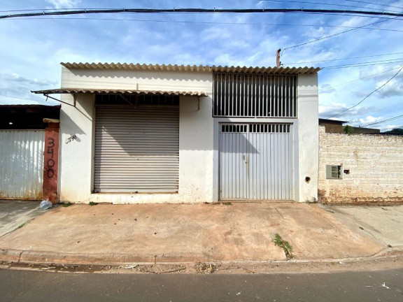 Imóvel Comercial à Venda, 130 m² em Jardim Tropical - Lins
