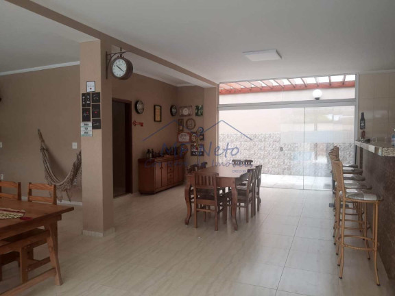 Imagem Casa com 1 Quarto à Venda, 381 m² em Jardim Treviso - Pirassununga