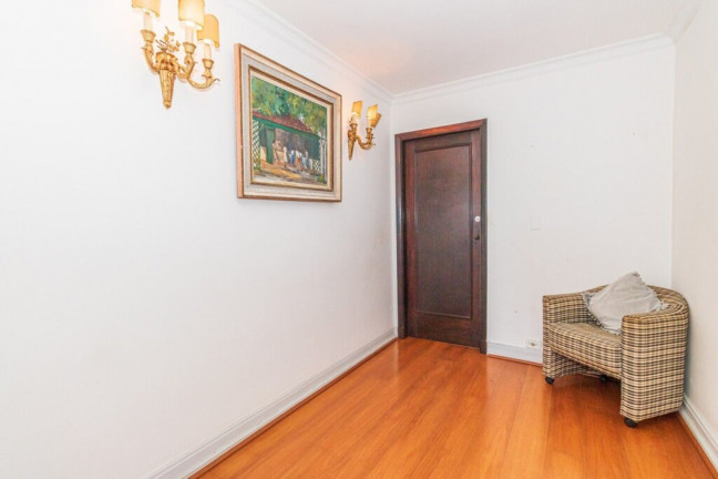 Imagem Imóvel com 3 Quartos à Venda, 192 m² em Copacabana - Rio De Janeiro Imagem Imóvel com 3 Quartos à Venda, 192 m² em Copacabana - Rio De Janeiro