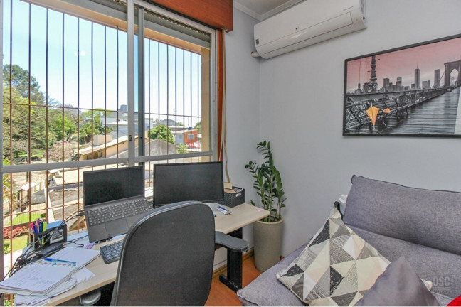 Imagem Apartamento com 2 Quartos à Venda, 83 m² em São Sebastião - Porto Alegre Imagem Apartamento com 2 Quartos à Venda, 83 m² em São Sebastião - Porto Alegre