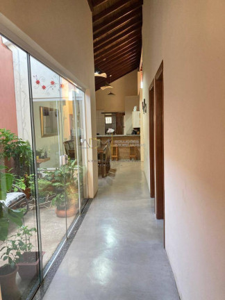Imagem Casa com 2 Quartos à Venda, 250 m² em Jardim Itamarati - Botucatu