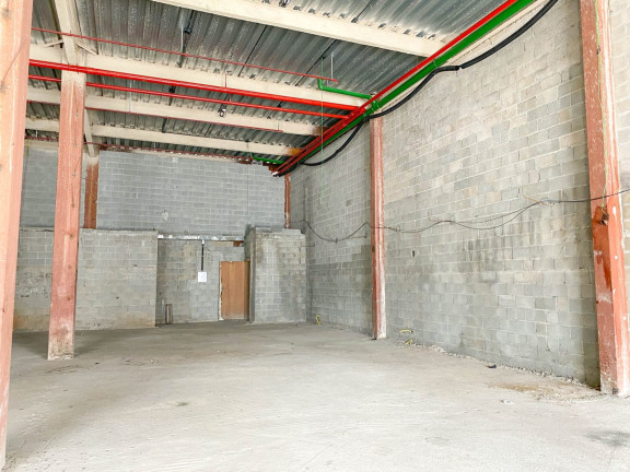 Imagem Loja para Alugar, 293 m² em Centro - Pindamonhangaba Imagem Loja para Alugar, 293 m² em Centro - Pindamonhangaba