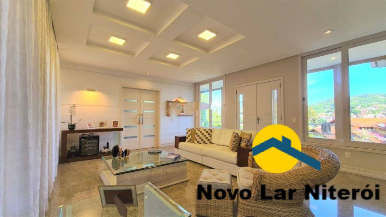 Imagem Casa com 3 Quartos à Venda, 298 m² em Sapê - Niterói