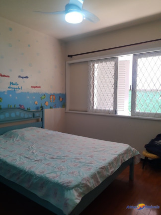 Imagem Casa com 4 Quartos à Venda, 185 m² em Jardim Cascata - Teresópolis