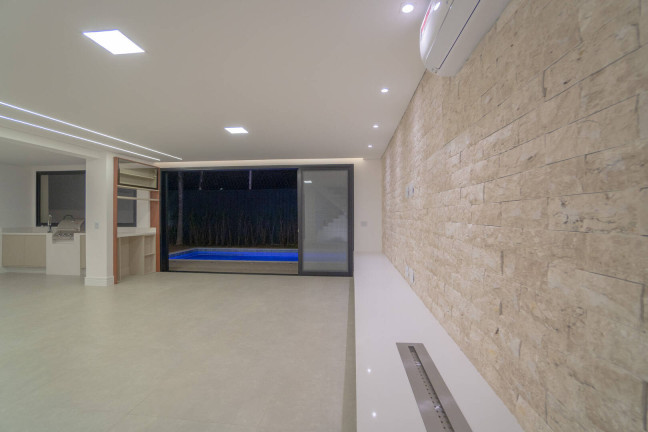 Casa de Condomínio com 4 Quartos à Venda, 278 m² em Alphaville - Santana De Parnaíba
