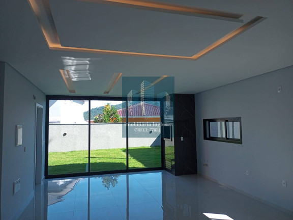Imagem Casa com 4 Quartos à Venda, 235 m² em São João Do Rio Vermelho - Florianópolis Imagem Casa com 4 Quartos à Venda, 235 m² em São João Do Rio Vermelho - Florianópolis