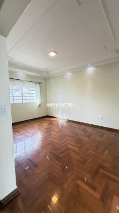 Casa com 5 Quartos à Venda, 220 m² em Cidade Nova - Franca