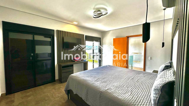 Imagem Casa de Condomínio com 5 Quartos à Venda, 3 m² em Centro - Joanópolis Imagem Casa de Condomínio com 5 Quartos à Venda, 3 m² em Centro - Joanópolis