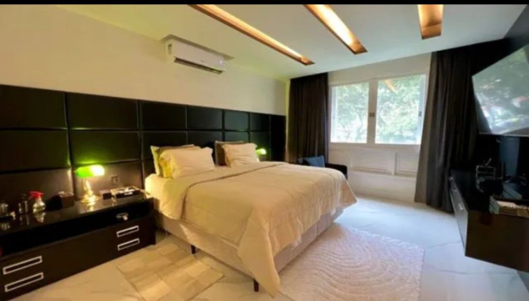 Imagem Apartamento com 4 Quartos à Venda, 330 m² em Vitória - Salvador Imagem Apartamento com 4 Quartos à Venda, 330 m² em Vitória - Salvador