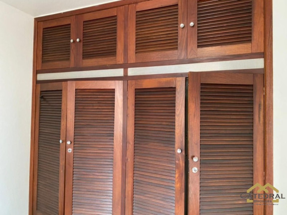 Imagem Casa com 3 Quartos à Venda, 800 m² em Jardim Ana Maria - Jundiaí Imagem Casa com 3 Quartos à Venda, 800 m² em Jardim Ana Maria - Jundiaí