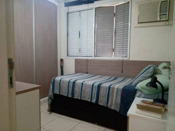 Imagem Sobrado com 4 Quartos à Venda, 84 m² em Humaitá - Porto Alegre Imagem Sobrado com 4 Quartos à Venda, 84 m² em Humaitá - Porto Alegre
