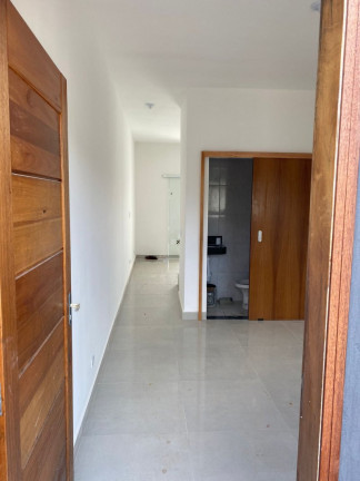 Imagem Sobrado com 2 Quartos à Venda, 70 m² em Parque Balneário Maria Helena - Caraguatatuba Imagem Sobrado com 2 Quartos à Venda, 70 m² em Parque Balneário Maria Helena - Caraguatatuba