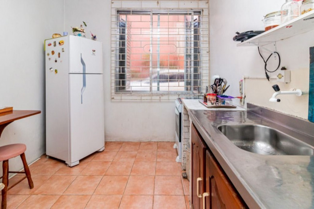 Imagem Imóvel com 4 Quartos à Venda, 74 m² em Petrópolis - Porto Alegre