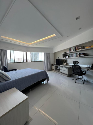 Imagem Apartamento com 3 Quartos à Venda, 171 m² em Casa Forte - Recife