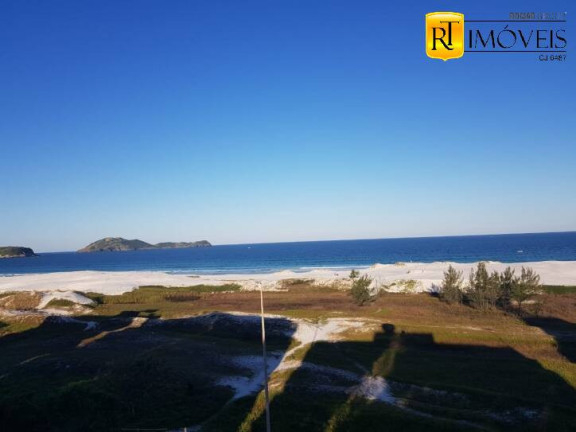 Apartamento com 2 Quartos à Venda,  em Cabo Frio